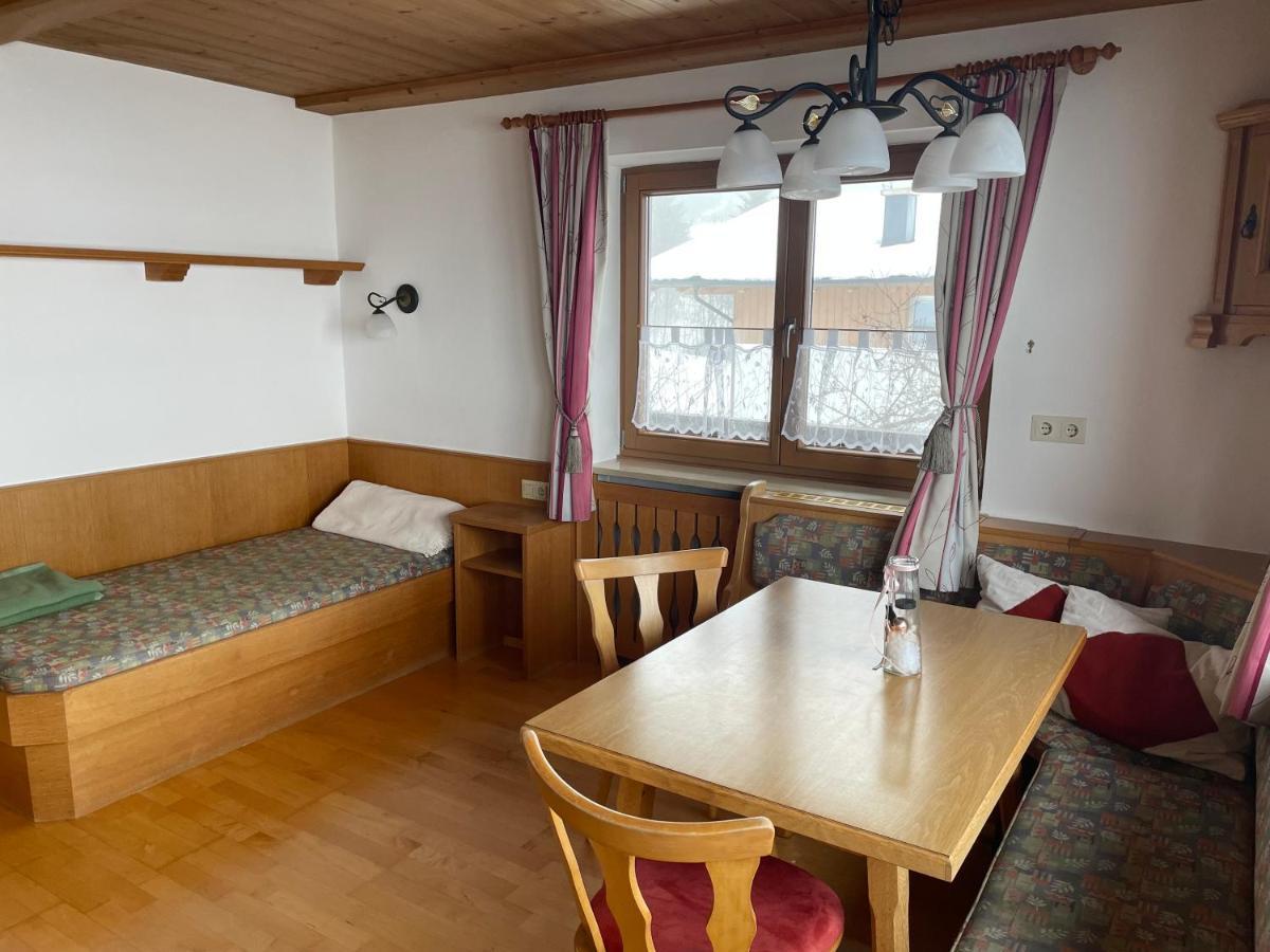 Ferienwohnung Riedmann โอแบร์นดอร์ฟ อิน ทิโรล ภายนอก รูปภาพ
